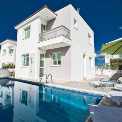 Отель Avra Villa 54 бассейн