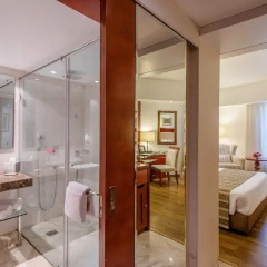Отель Sarovar Portico Jaipur 3* Улучшенный номер с различными типами кроватей фото 4