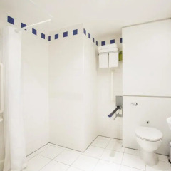 Отель Hilton Garden Inn Glasgow City Centre Великобритания, Глазго - отзывы, цены и фото номеров - забронировать отель Hilton Garden Inn Glasgow City Centre онлайн ванная