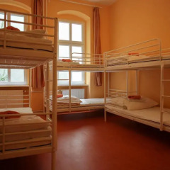 Happy Go Lucky Hotel + Hostel Кровать в общем номере фото 11