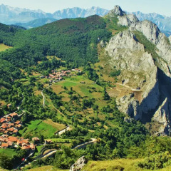 Отель Viviendas Rurales El Canton Тресвисо приотельная территория