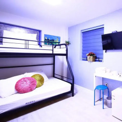 Отель Road Myeongdong Guesthouse 2* Улучшенный номер с различными типами кроватей фото 5