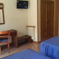 Отель Hostal Felipe V Стандартный номер с 2 отдельными кроватями фото 3