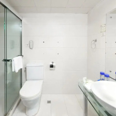 Hotel Beverly Plaza 3* Улучшенный номер с различными типами кроватей фото 4