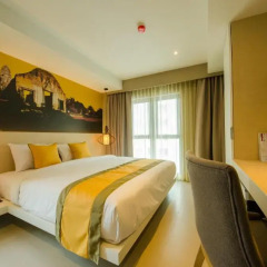 Отель Bizotel Bangkok 3* Улучшенный номер фото 5