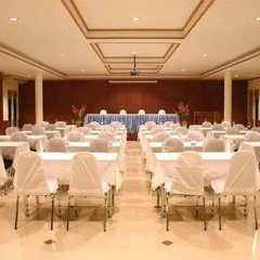 Отель Lanta Casuarina Beach Resort