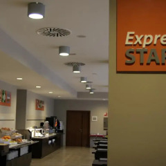 Отель Holiday Inn Express Bilbao Испания, Дерио - отзывы, цены и фото номеров - забронировать отель Holiday Inn Express Bilbao онлайн питание