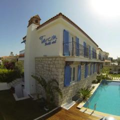 Отель Tarcin Alacati Otel - Adults Only Чешме бассейн фото 2