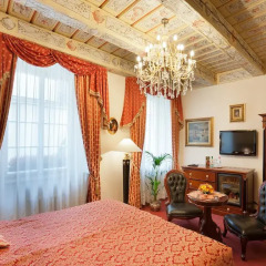 Отель U Zlateho Stromu 4* Студия фото 4