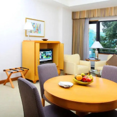 Отель Caravelle Saigon 5* Представительский люкс с различными типами кроватей фото 4