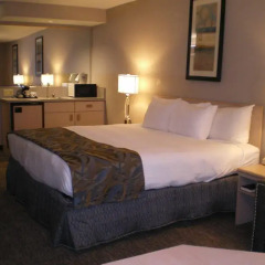 Shilo Inn Suites Hotel - Nampa Suites - Idaho 2* Стандартный номер с различными типами кроватей