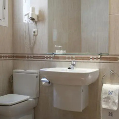 Hotel Mediodia 2* Стандартный номер с различными типами кроватей фото 14