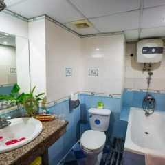 Hanoi 3B Hotel 2* Улучшенный номер с двуспальной кроватью фото 6