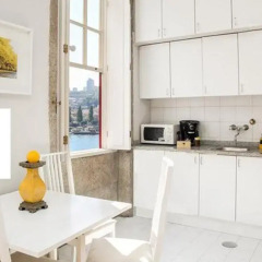 Отель Oporto Home - River Front Апартаменты разные типы кроватей фото 40