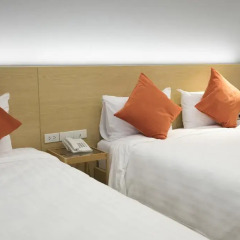 Отель PJ Inn Pattaya 3* Семейная студия с двуспальной кроватью фото 5