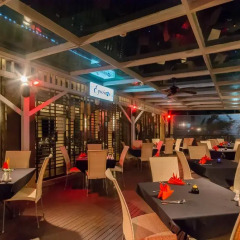 Отель All Seasons Naiharn Phuket гостиничный бар