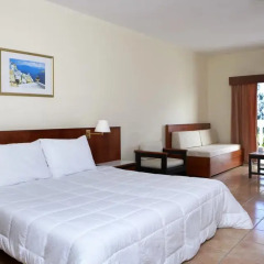 Sunshine Corfu Hotel & Spa All Inclusive 4* Стандартный семейный номер с двуспальной кроватью фото 7