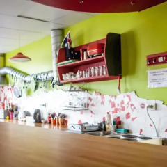 Отель Red Emperor Hostel Эстония, Таллин - - забронировать отель Red Emperor Hostel, цены и фото номеров гостиничный бар