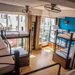 Отель Vietnam Backpacker Hostels Downtown Кровать в женском общем номере фото 5