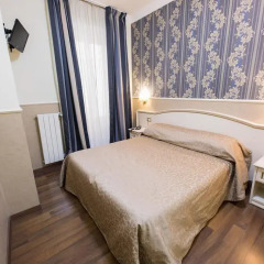 Hotel Anfiteatro Flavio 3* Стандартный номер с двуспальной кроватью фото 8
