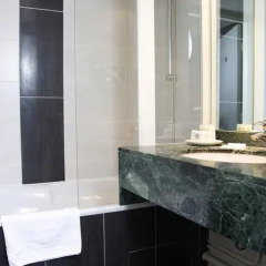 Отель Best Western Plus Opera Batignolles 4* Стандартный номер с различными типами кроватей фото 11