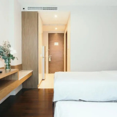 Отель Thomson Residence 4* Стандартный номер фото 8