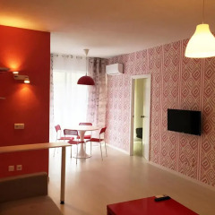 Отель Far Home Gran Vía Люкс повышенной комфортности с различными типами кроватей