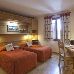 Grand Hotel de Valloire et du Galibier 3* Стандартный номер с двуспальной кроватью