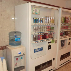 Отель Toyoko Inn Hakata-Guchi Ekimae No.2 Хаката банкомат