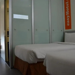 Отель easyHotel Dubai Jebel Ali Стандартный номер с 2 отдельными кроватями фото 9