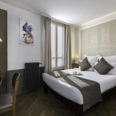 Отель Contact ALIZE MONTMARTRE 3* Улучшенный номер с двуспальной кроватью фото 6