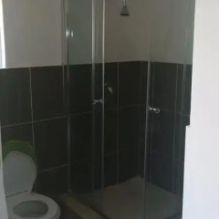 Отель Vintage View Guest House Габороне ванная