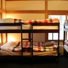 Отель Kamoshika cottage Hakuba Хакуба детские мероприятия