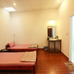 Cloudy Homestay And Hostel Кровать в общем номере фото 5