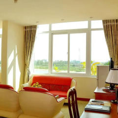 My Tra Riverside Hotel 3* Люкс с различными типами кроватей