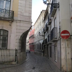 Inn Possible Lisbon Hostel фото 16