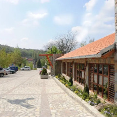 Hotel Centar Balasevic парковка