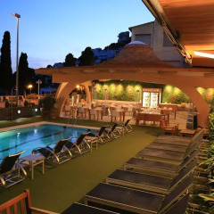 Отель Canyelles Platja Испания, Курорт Росес - отзывы, цены и фото номеров - забронировать отель Canyelles Platja онлайн бассейн фото 3