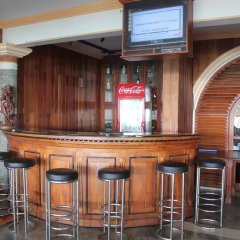 Warahena Beach Hotel гостиничный бар