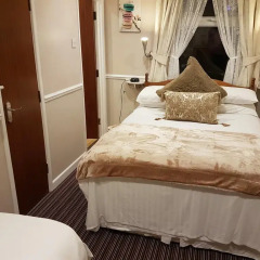 Rock Dene Hotel - Guest House 3* Стандартный семейный номер с различными типами кроватей