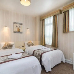 Earls Court Hotel 2* Стандартный номер с 2 отдельными кроватями (общая ванная комната) фото 3