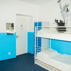 Hostel Franz Kafka Кровать в общем номере фото 9