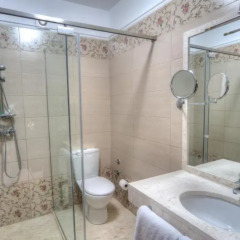 Отель Tropikal Resort Дуррес ванная фото 2