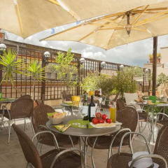 Des Artistes Hotel 3* Кровать в общем номере с двухъярусной кроватью фото 7