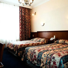 Hotel Continental Gare du Midi 2* Стандартный семейный номер с разными типами кроватей