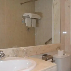 Отель Hostal Alemana Сан-Себастьян ванная
