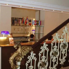 Rezime Crown Hotel интерьер отеля