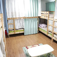Отель Hikari House Кровать в мужском общем номере фото 3