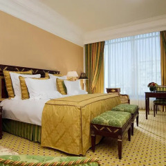 Гостиница The Ritz-Carlton, Moscow 5* Улучшенный номер с двуспальной кроватью фото 2