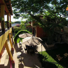Отель Jardin Cafe Hostal & Restaurant Грасьяс бассейн